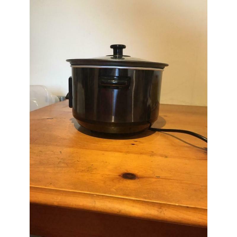 Morphy Richards slow cooker, never used