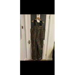 ESP Stash Camo Salopettes - Fishing