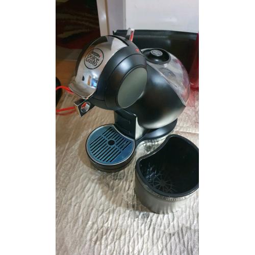 Nescafe Dolce Gusto Coffee Machine