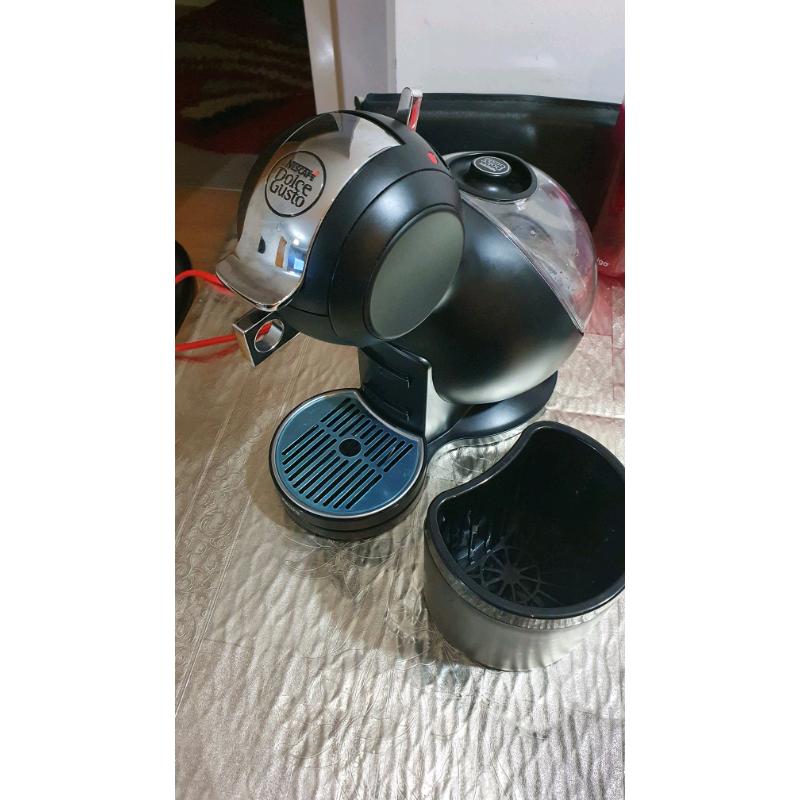 Nescafe Dolce Gusto Coffee Machine