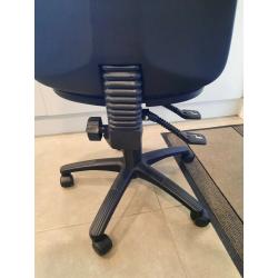 Adjustable Office Chair in Excellent Condition