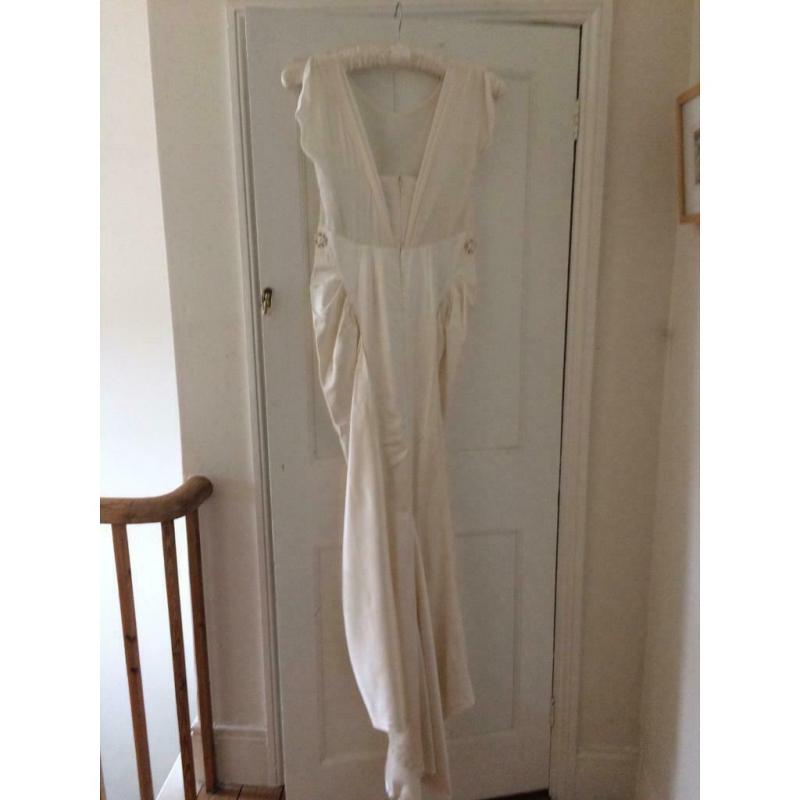 Damsel in a dress size 12 ivory wedding dress