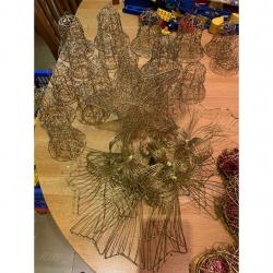20 large gold wire Christmas Tree decorations