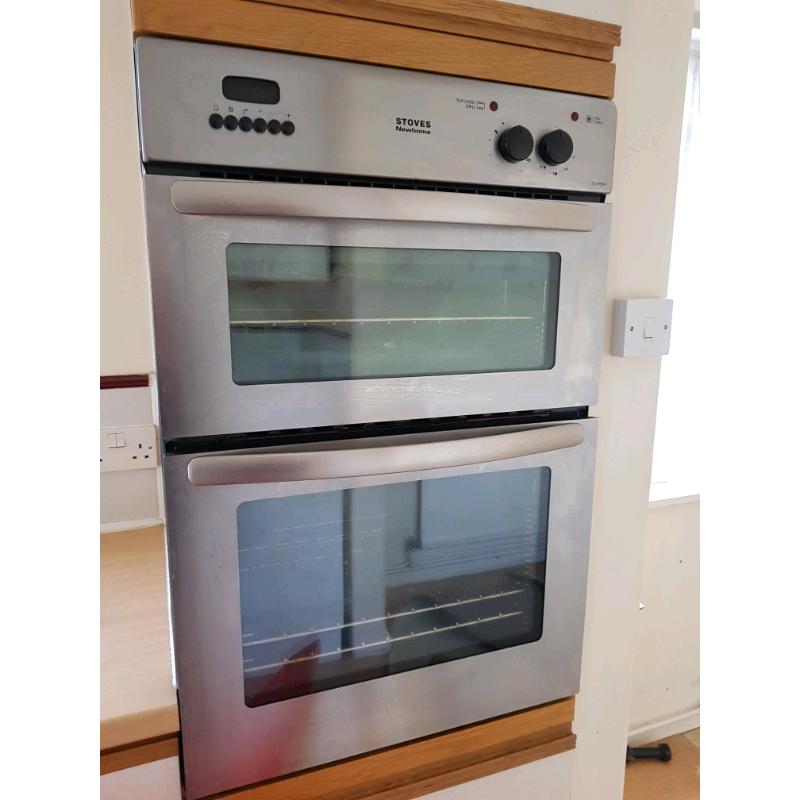 Double oven and gas hob