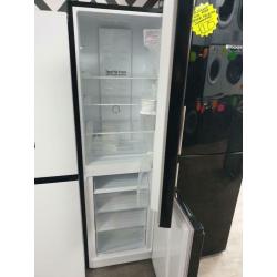 Graded fridge master fridge freezer with water dispenser