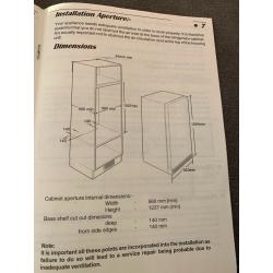 Integrated fridge freezer