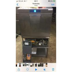 Commercial dishwasher
