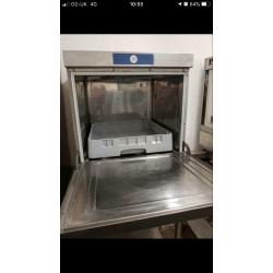 Commercial dishwasher