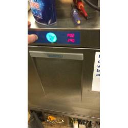 Commercial dishwasher