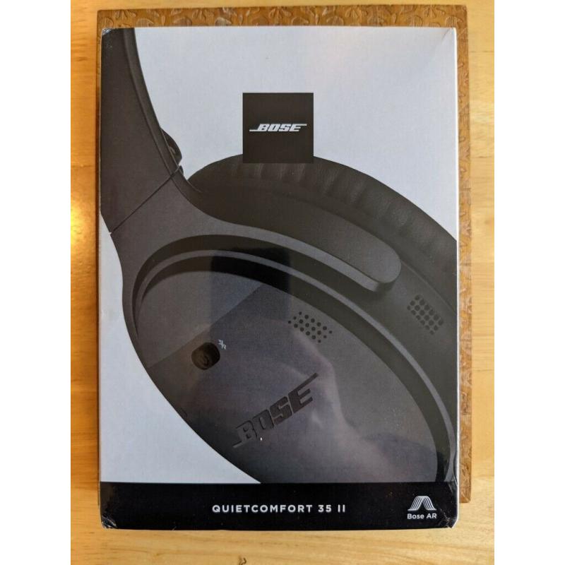 Bose QuietComfort 35 II Black Headphones and case - Brand new sealed box