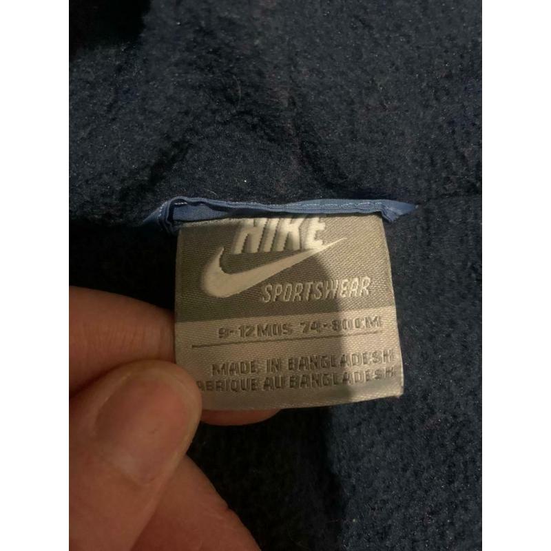 Boys Nike jacket aged 9-12 months in excellent condition