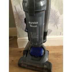 Swan roller ball hoover
