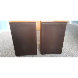 B&W DM12 Bookshelf speakers