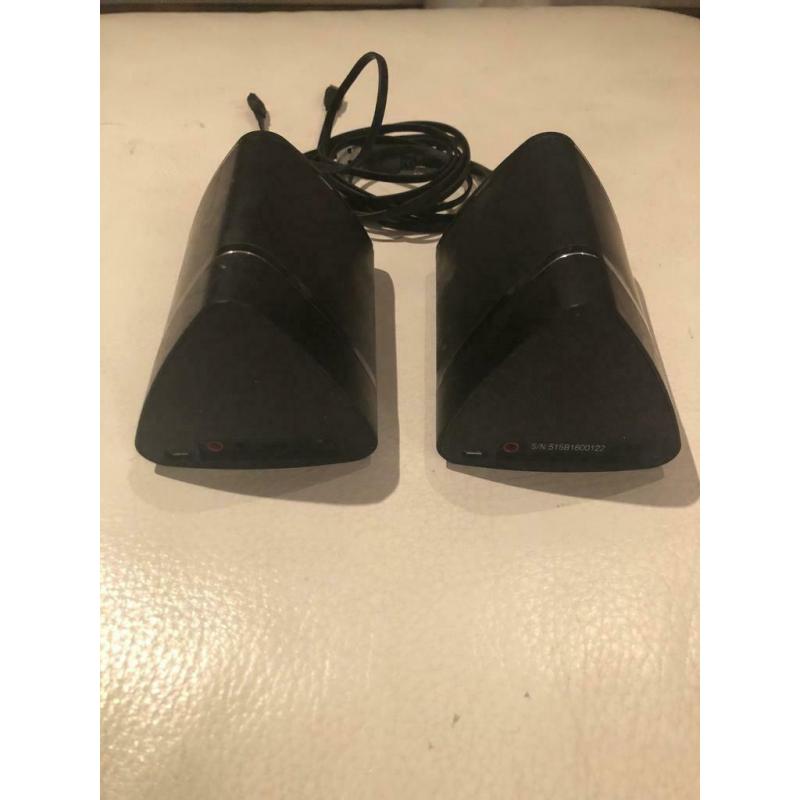 Portable Wireless Bluetooth Stereo Speakers - August MS515 - Two Unit Stereo Set