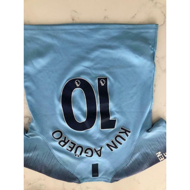 Manchester City Top 2018 (bought from Man City shop)