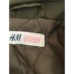 Girls 10-12 H&M Green Parker, hood & tie waist, good condition, pet & smoke free home