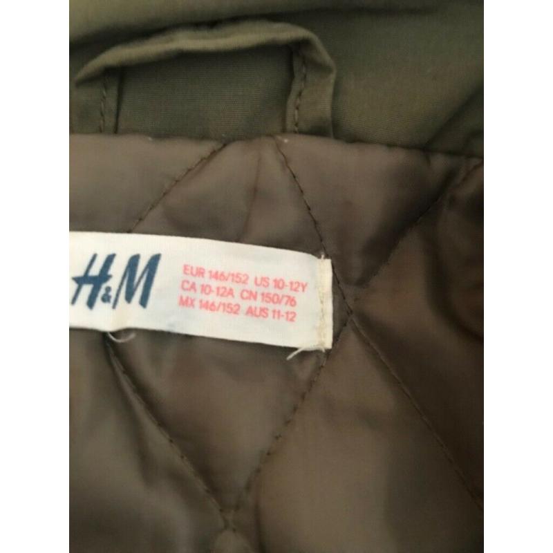 Girls 10-12 H&M Green Parker, hood & tie waist, good condition, pet & smoke free home