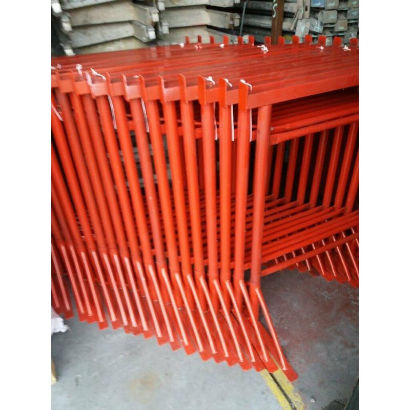 BUILDERS STEEL TRESTLES - ADJ STEEL SIZE 3