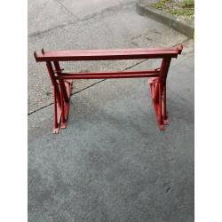 BUILDERS STEEL TRESTLES - ADJ STEEL SIZE 3