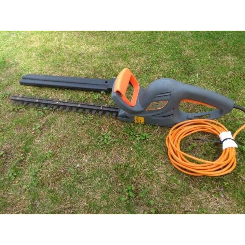 Challenge Hedge Cutter