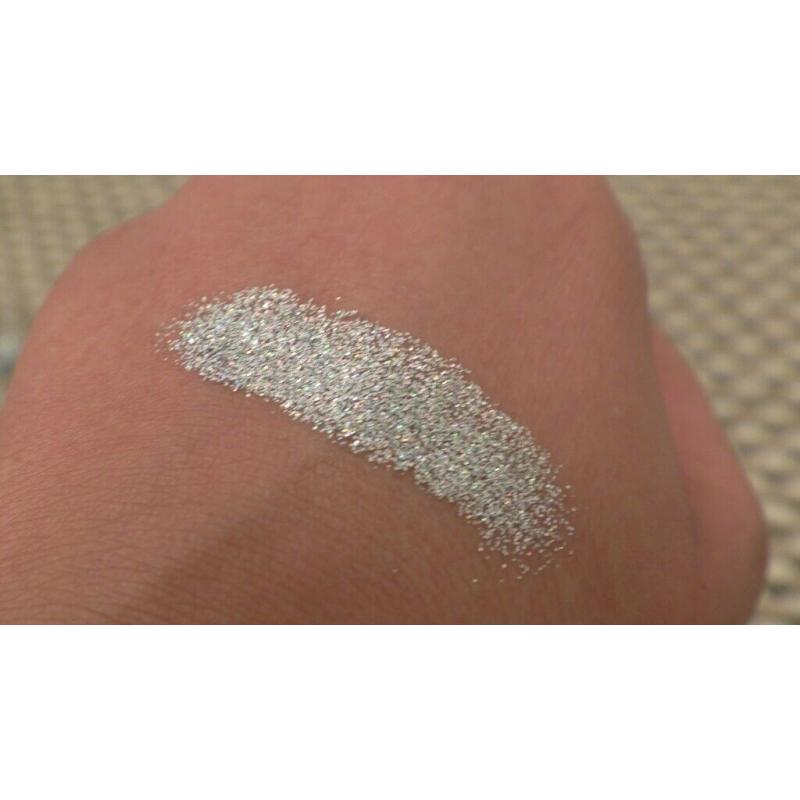 Reflective Silver Pressed Eye Glitter More Colours Available!