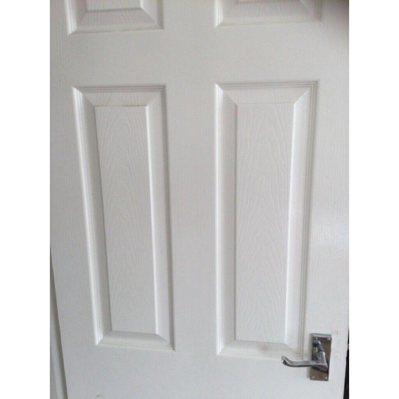 Internal doors white with handles 3 in total ?10 each