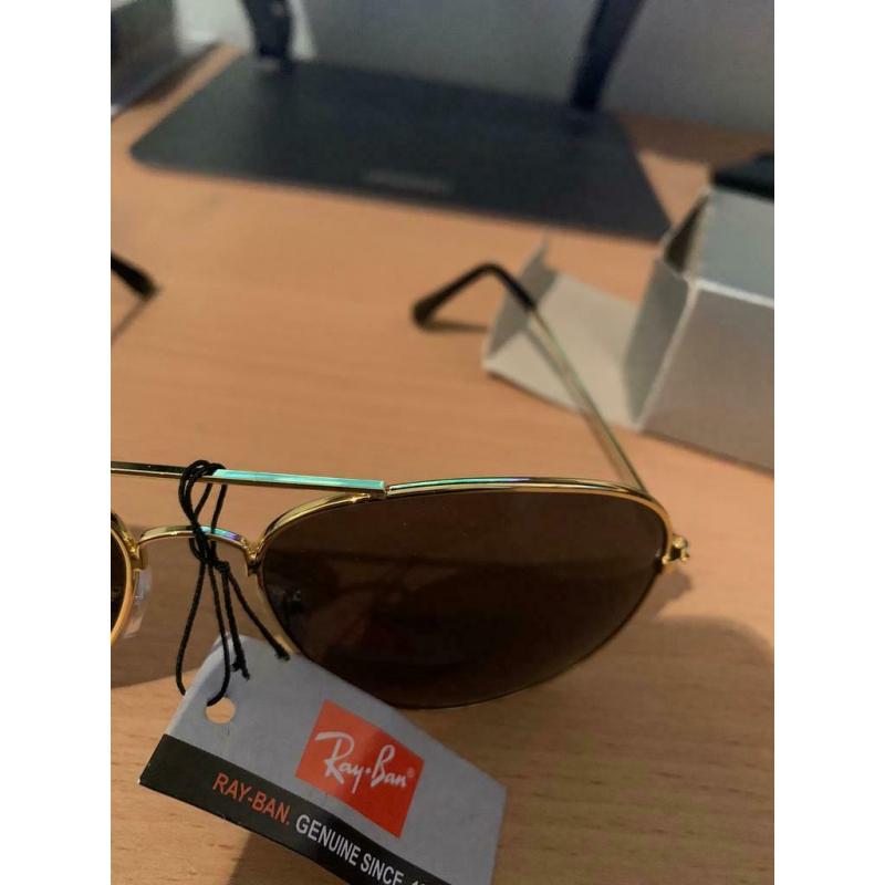 RAY-BAN AVIATOR RB3025