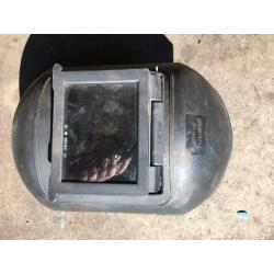 welder?s mask