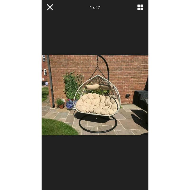 Egg hanging chair