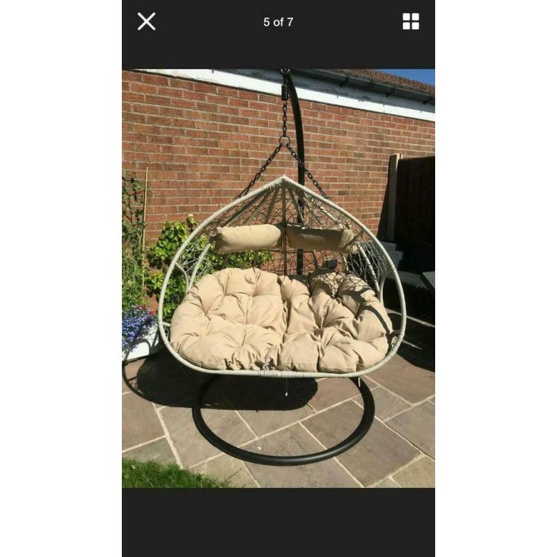Egg hanging chair