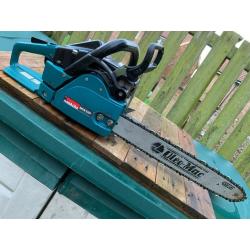 Petrol Chainsaw, Makita DCS 520 Professional Chainsaw, 52 cc, Great Condition.