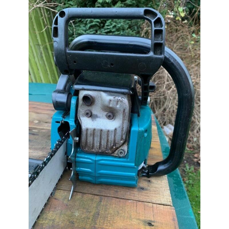Petrol Chainsaw, Makita DCS 520 Professional Chainsaw, 52 cc, Great Condition.