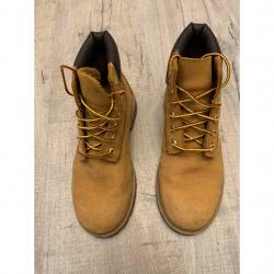 Kids / junior Timberland boots size 2