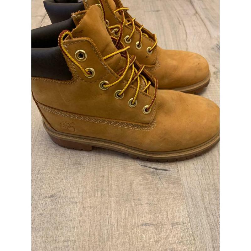 Kids / junior Timberland boots size 2