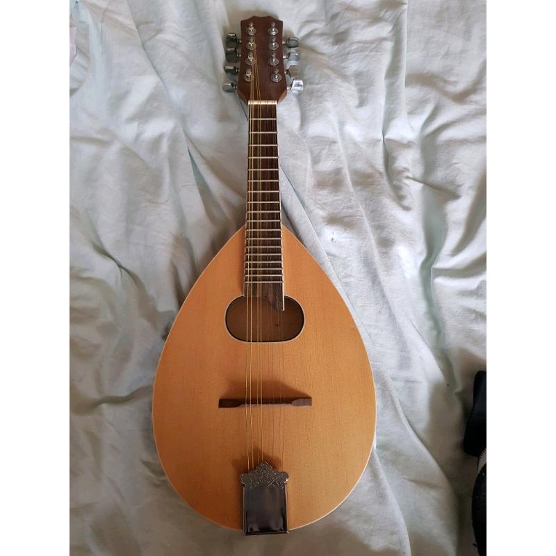 Mandolin