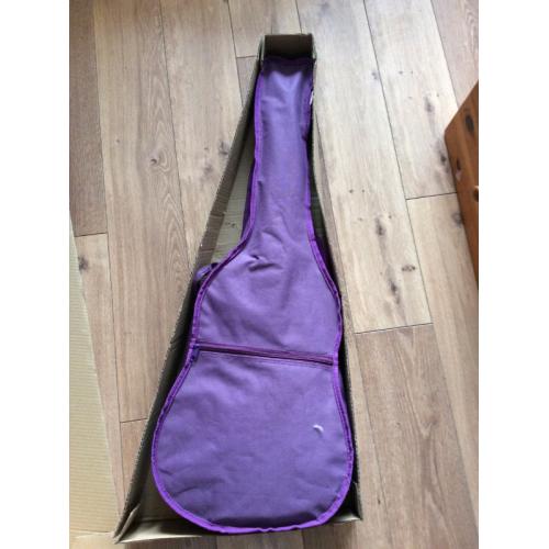 Girls 3/4 guitar