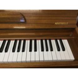 Upright Piano Barrett and Robinson 72 KEY(FREE DELIVERY) 10Mls TN157 Piano is tuned Deliver for Xmas
