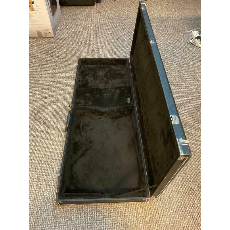 Gator GW-Jag Hard Guitar Case for Fender Jaguar or Toronado