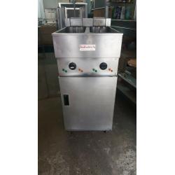 VALENTINE V2200 LATES MODEL ELECTRIC FRYER 2 BASKET 2 TANK