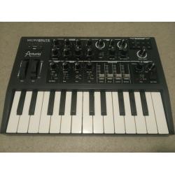 Arturia Microbrute