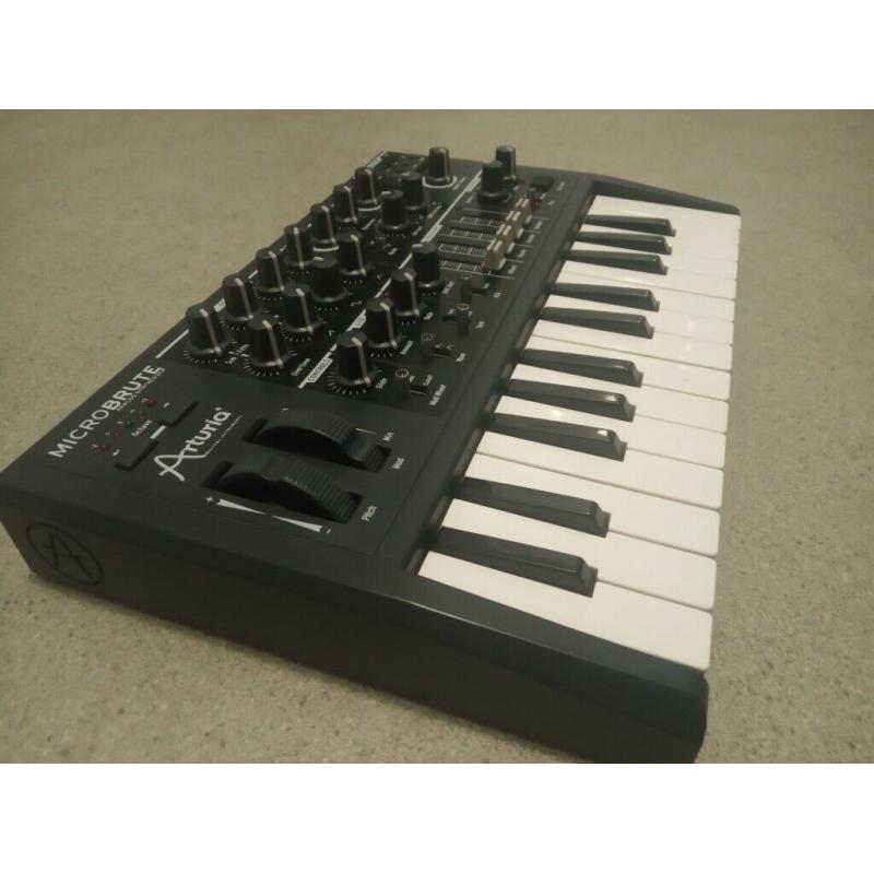 Arturia Microbrute