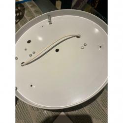 2 ceiling lights very good condition available