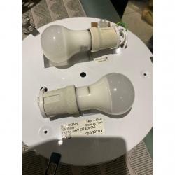 2 ceiling lights very good condition available