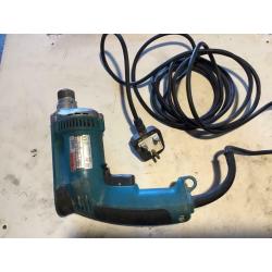 Makita tec screw driver