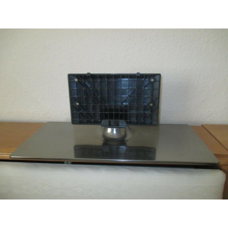 NEW - TV LED PEDESTAL STAND - MODEL No. 42LB585V