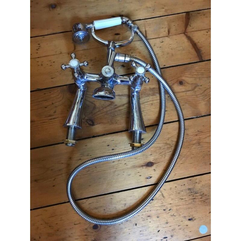 Bath mixer taps vintage style with shower hose (cold tap needs repairing)