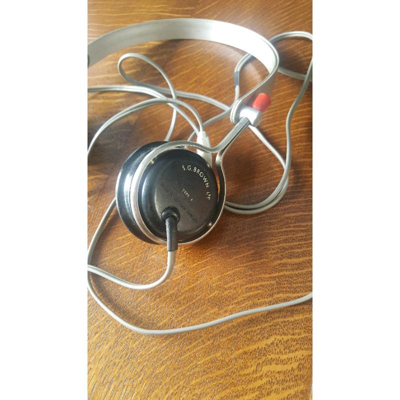 VINTAGE HEADPHONES