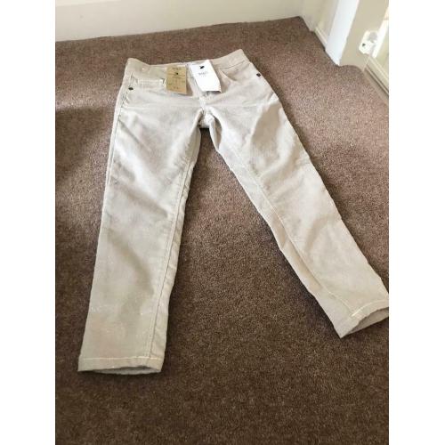 Girls M&S sparkly trousers age 6-7 BNWT