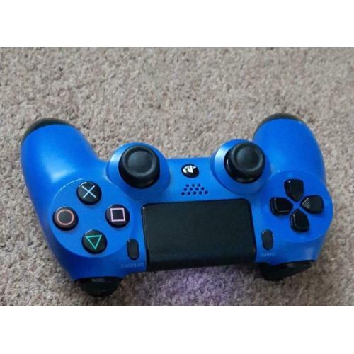 PS4 controller