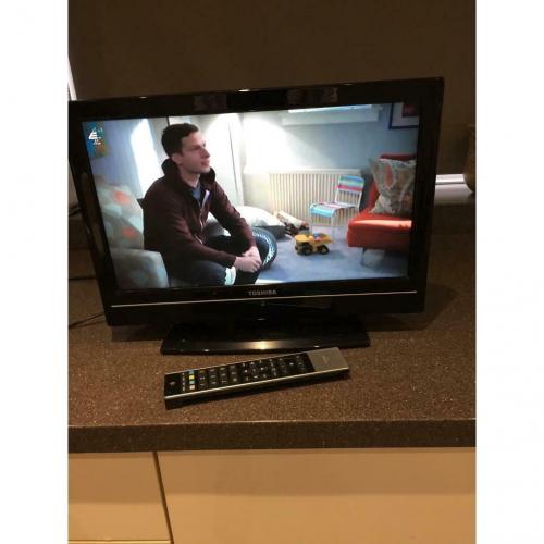 19 inch tv